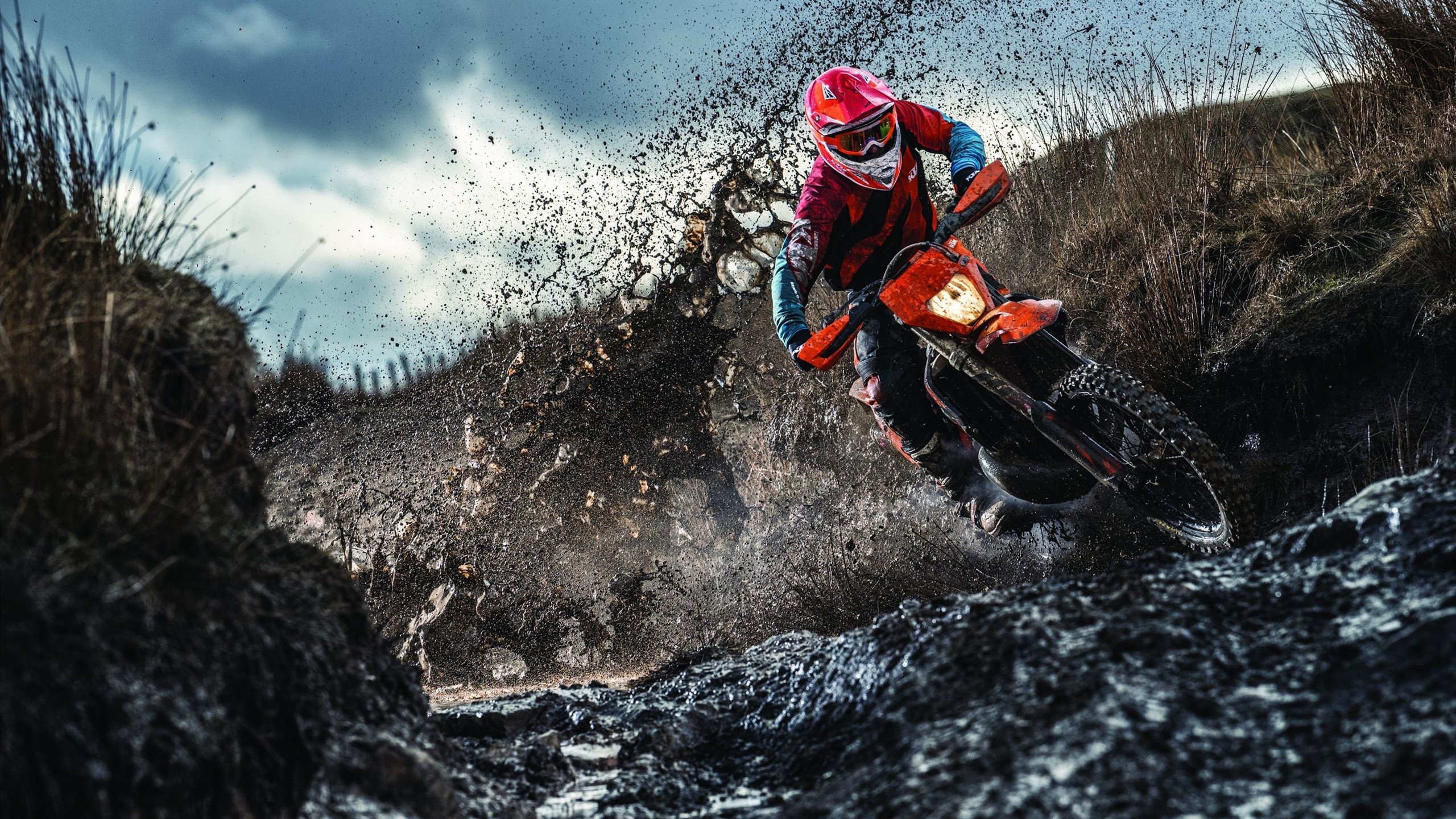 开云体育平台APP-世界排名争夺战之夜,欧文成为全场焦点,当孤胆英雄照亮功利足球的暗面